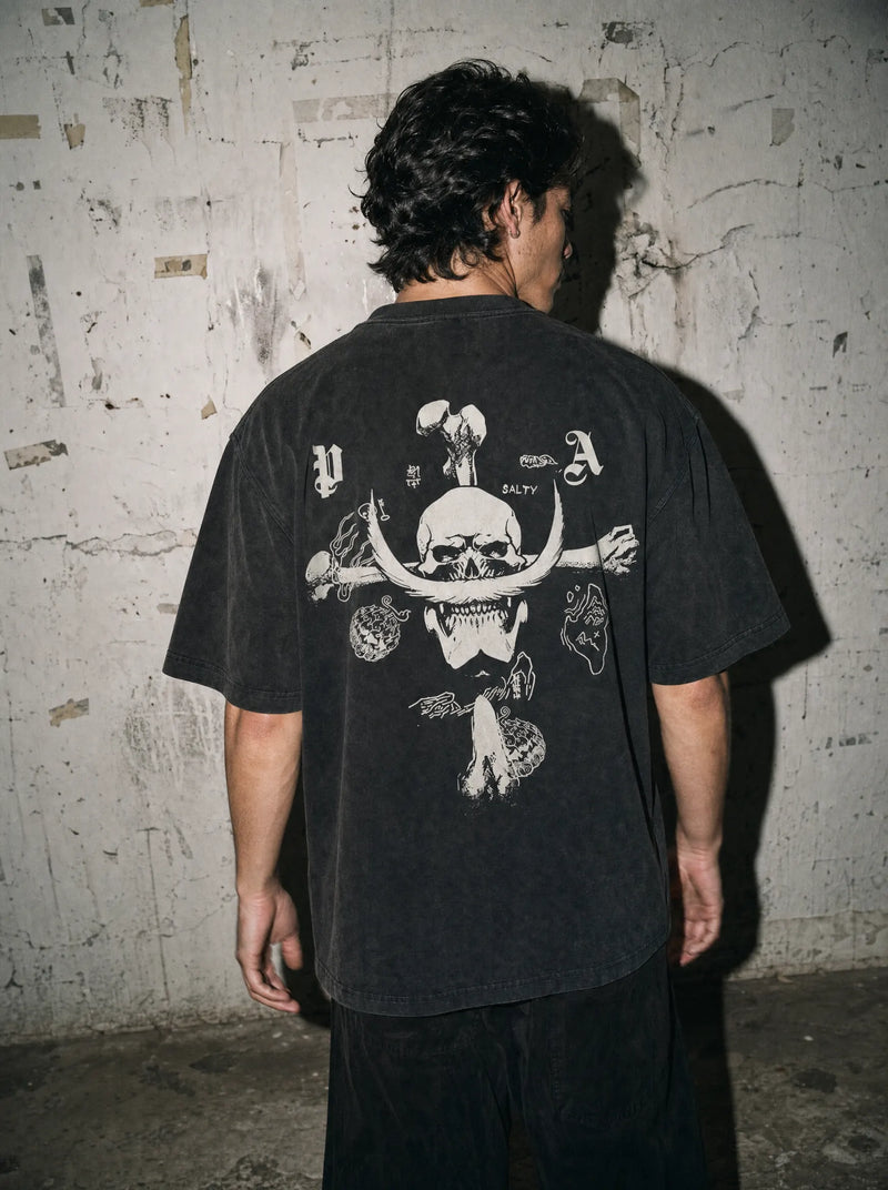 Whitebeard Pirates Legacy Vintage Tee - One Piece-inspired design by Torazen
