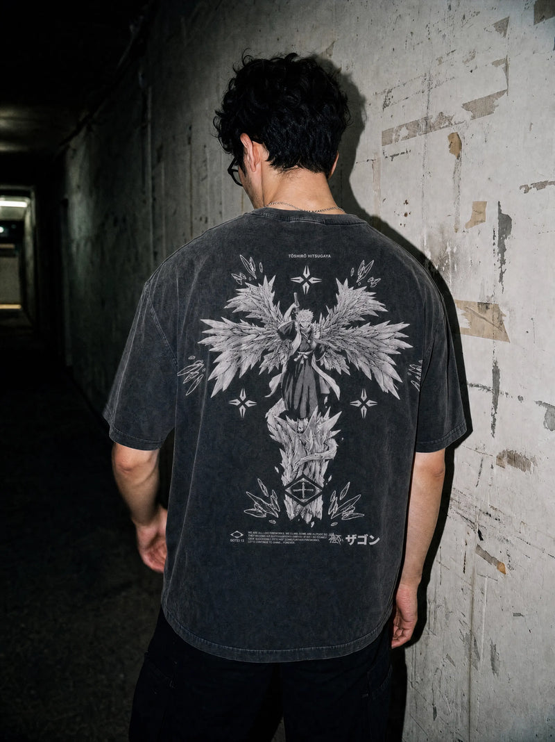 Toshiro Frostbite Fury Vintage Tee - Bleach-inspired design by Torazen