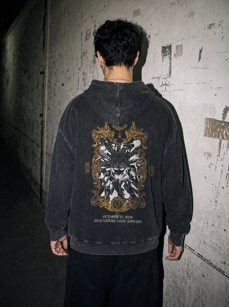 JJK ✦ Blindfolded Sage vs The World Vintage Hoodie - model wearing